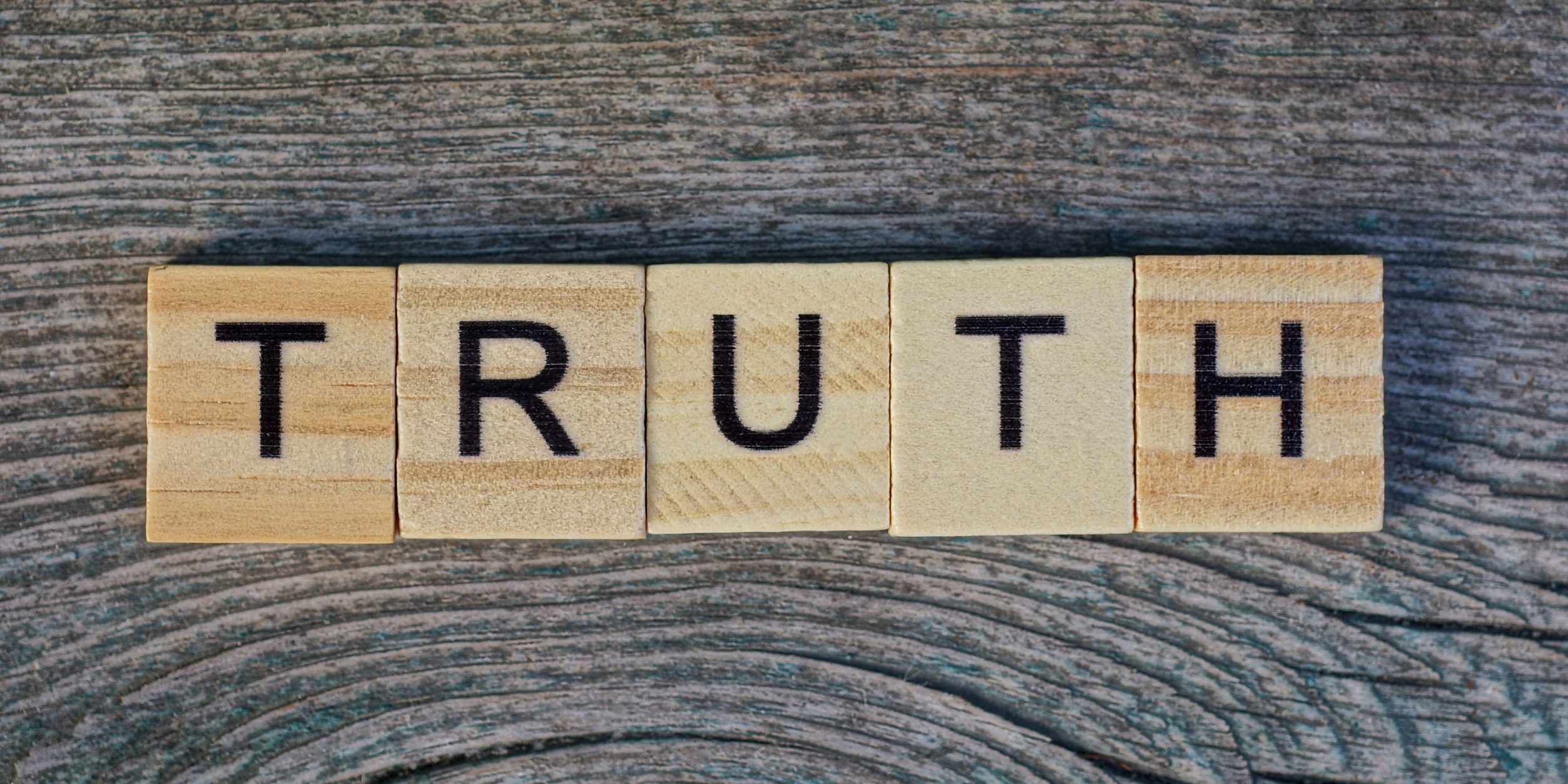 Choose Truth: 21 Lessons on Honesty, Integrity, and Freedom!